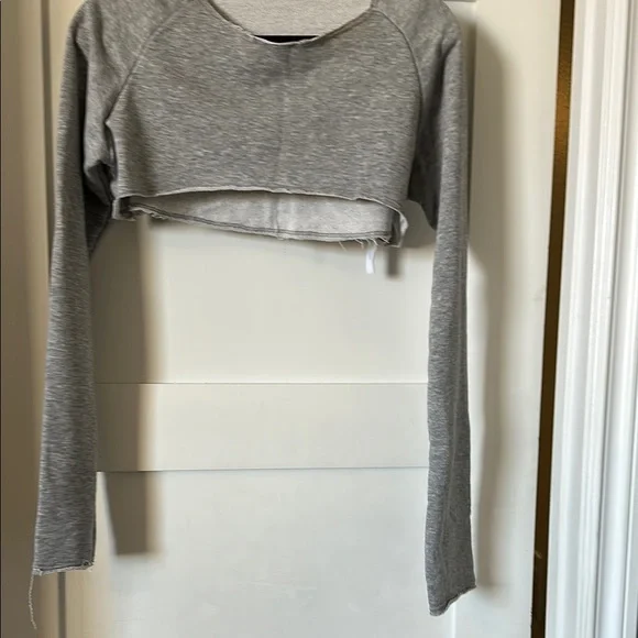 2 pc romper+crop top - Picture 7 of 16